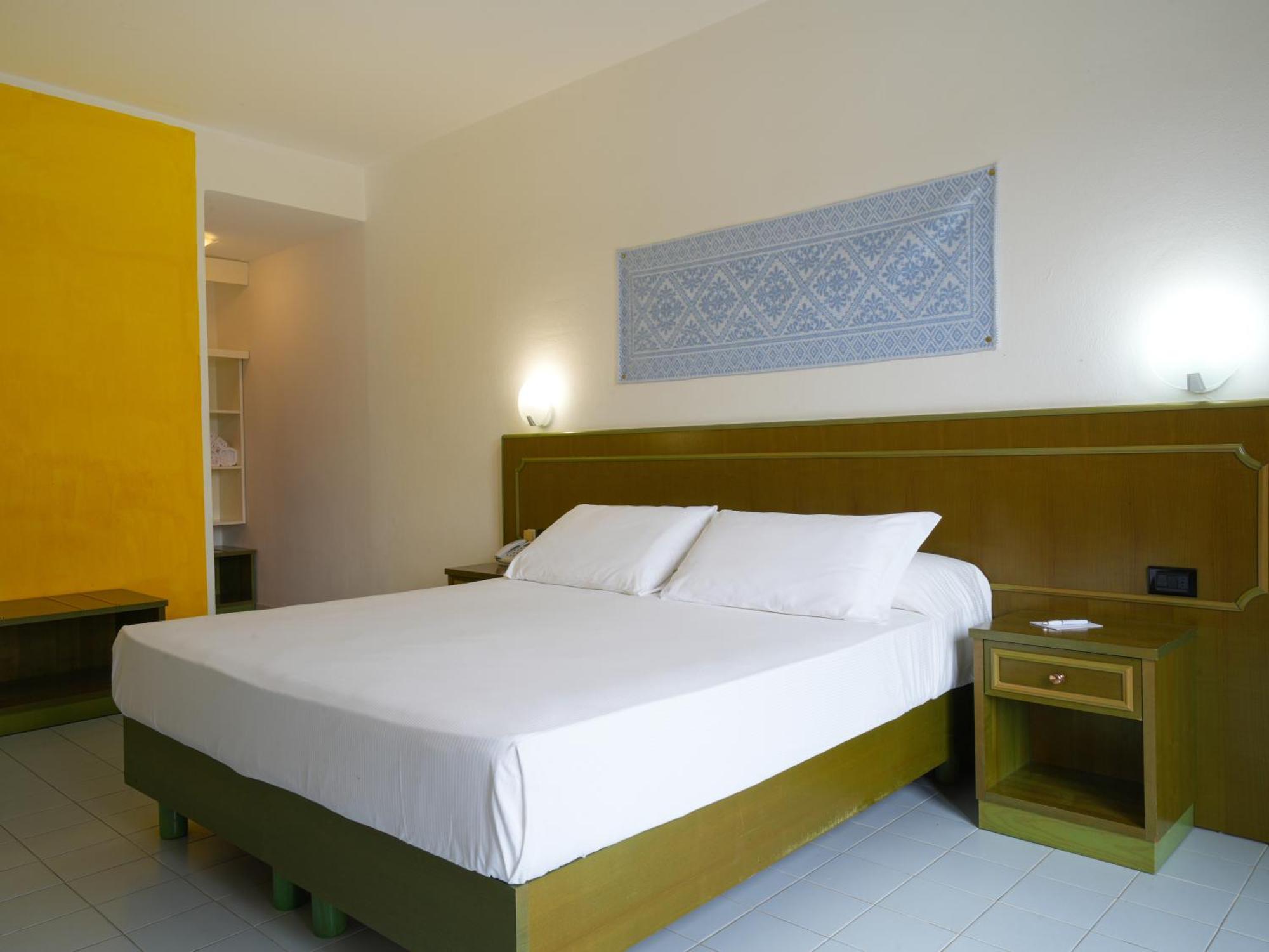 Le Tonnare Di Stintino - Beach Resort Bagian luar foto